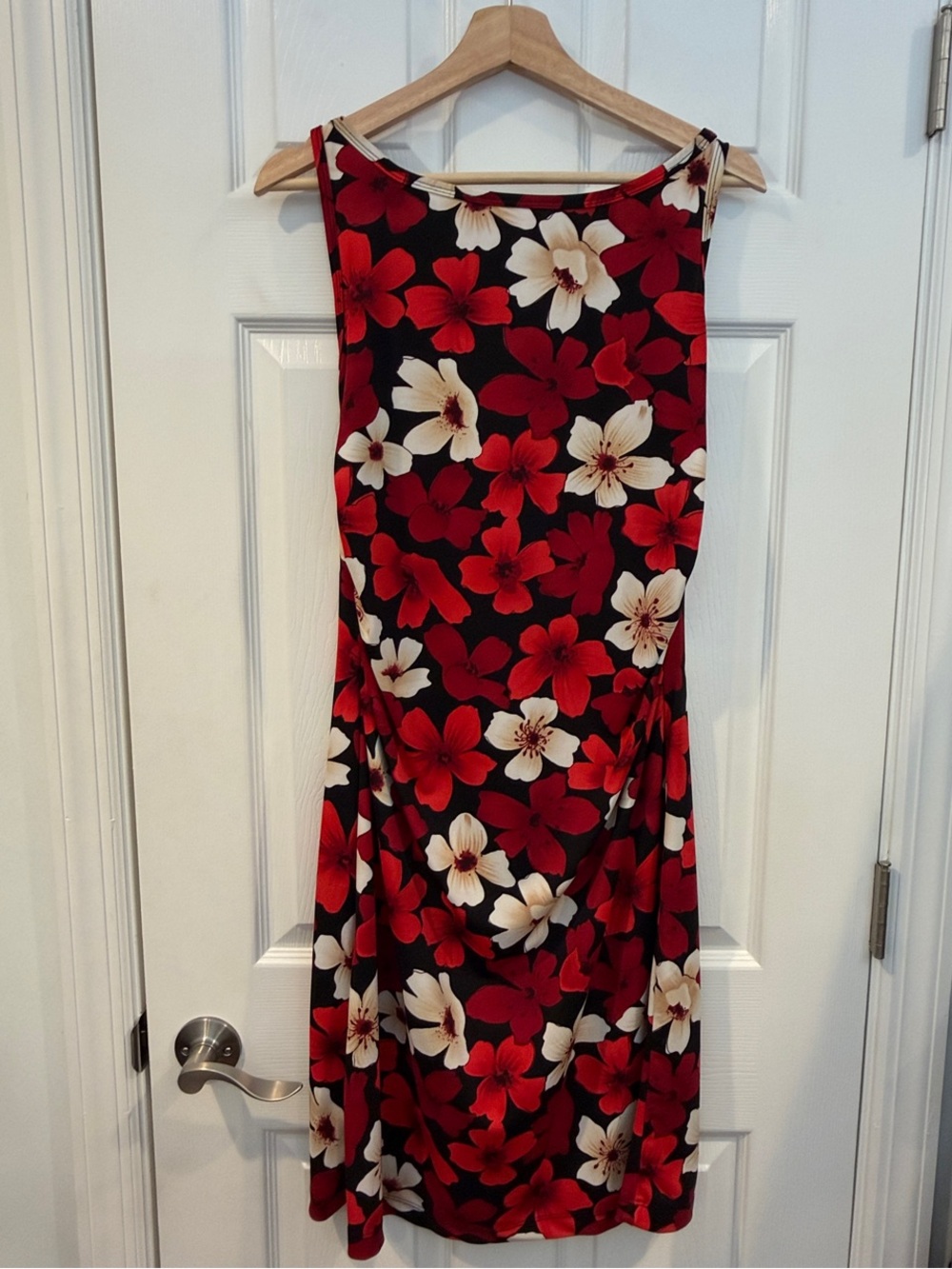 Sleeveless Floral Shift Dress